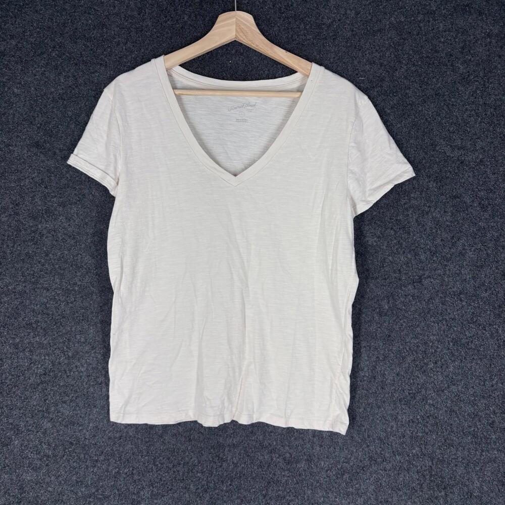 Universal Thread T-Shirt Women L Large Beige Short Sleeve V-Neck Cotton Casual